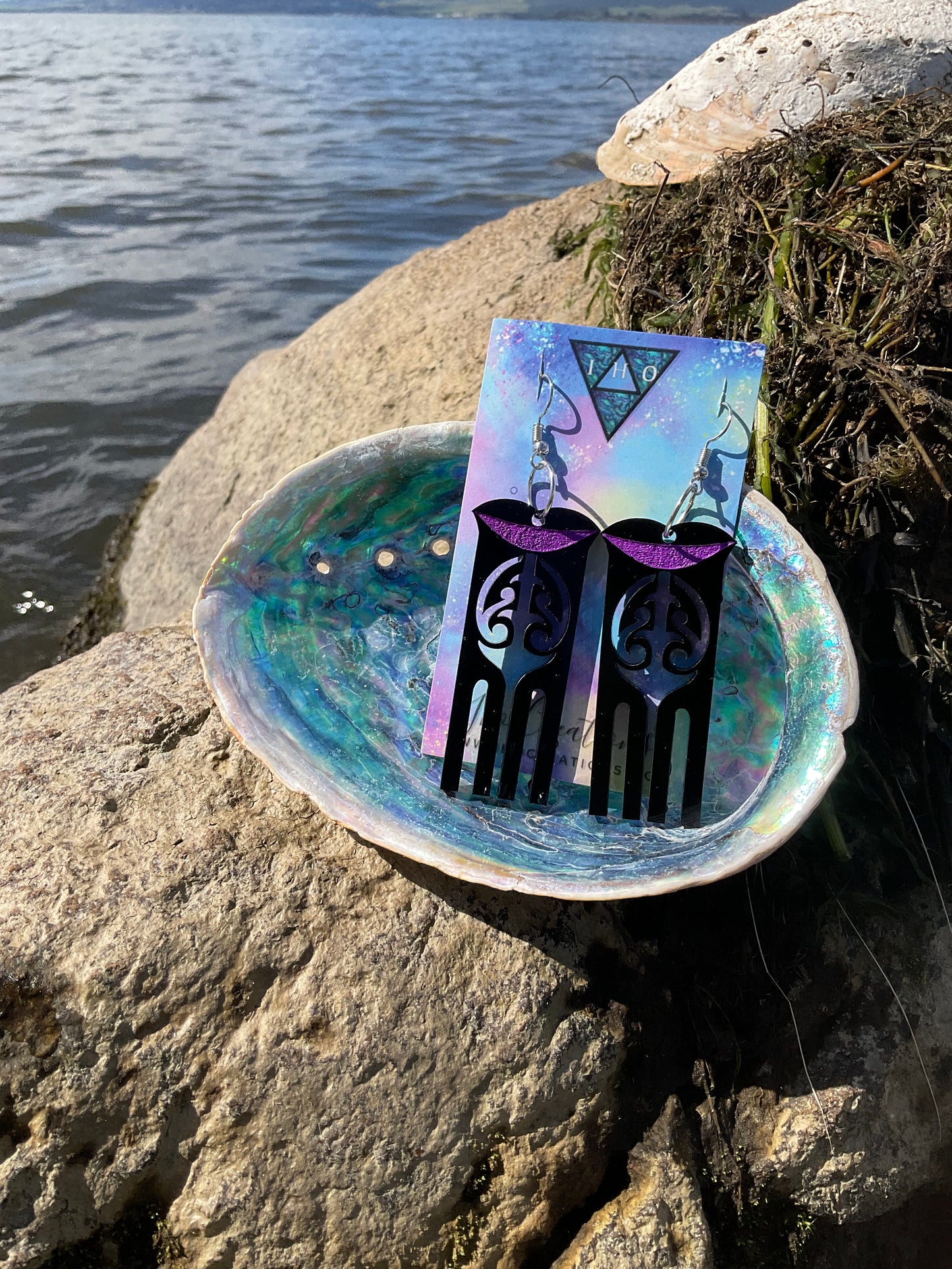 Hinekauorohia Black/Purple cut-infill earring