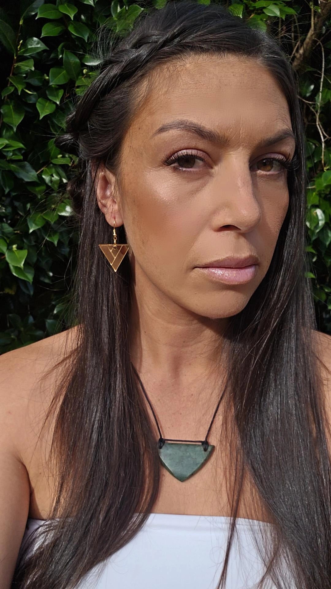 Hineteiwaiwa Gold Mirror Niho Raranga