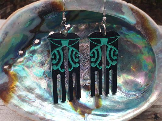 Papatūānuku Black/Green Earring