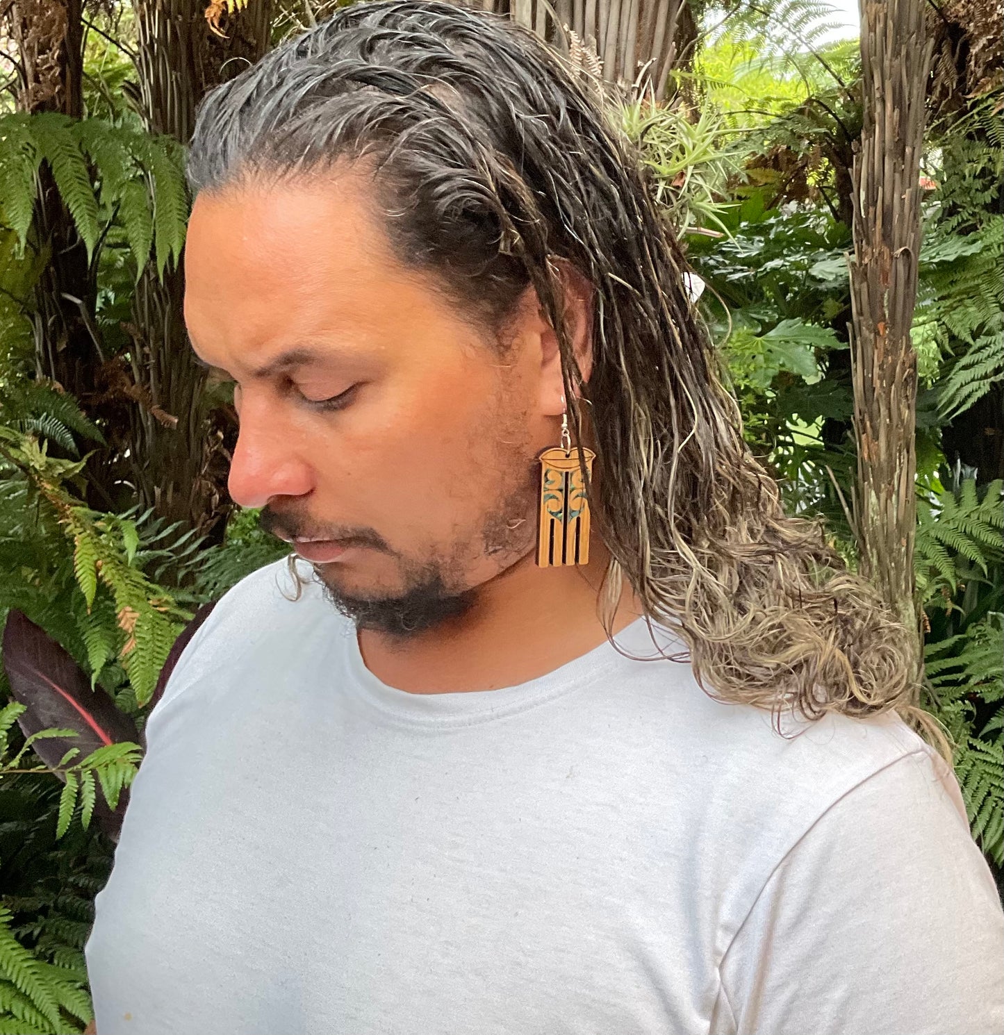 Hineroriki BAMBOO & PAUA earring