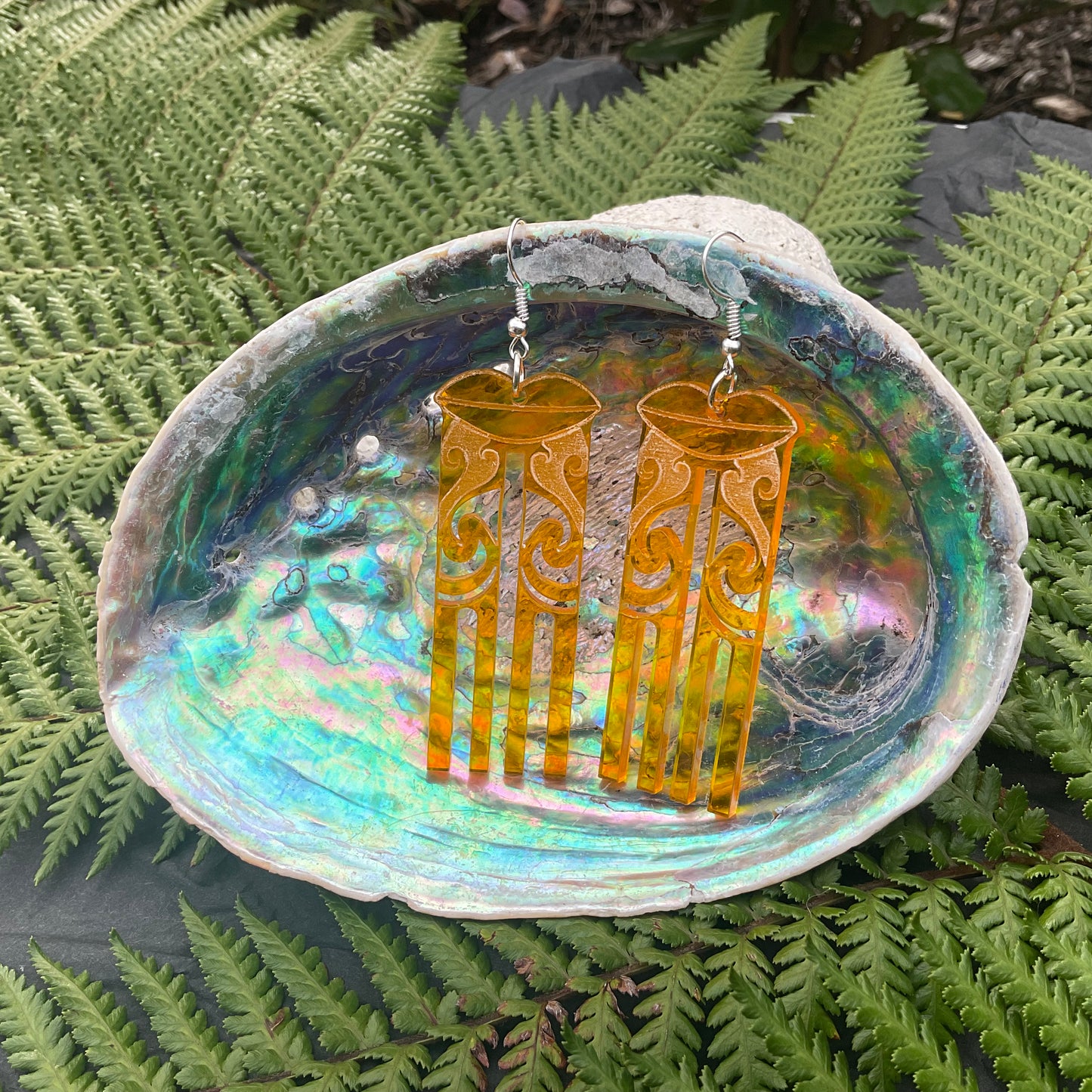 Kuiwai Orange earring