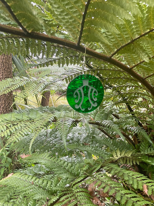 Papatūānuku Green Circle Earring