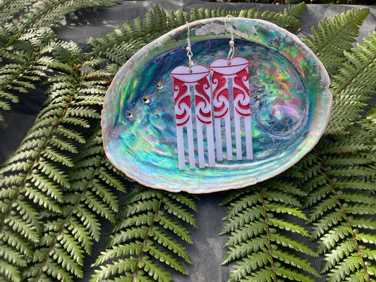 Kuiwai White & Red earring