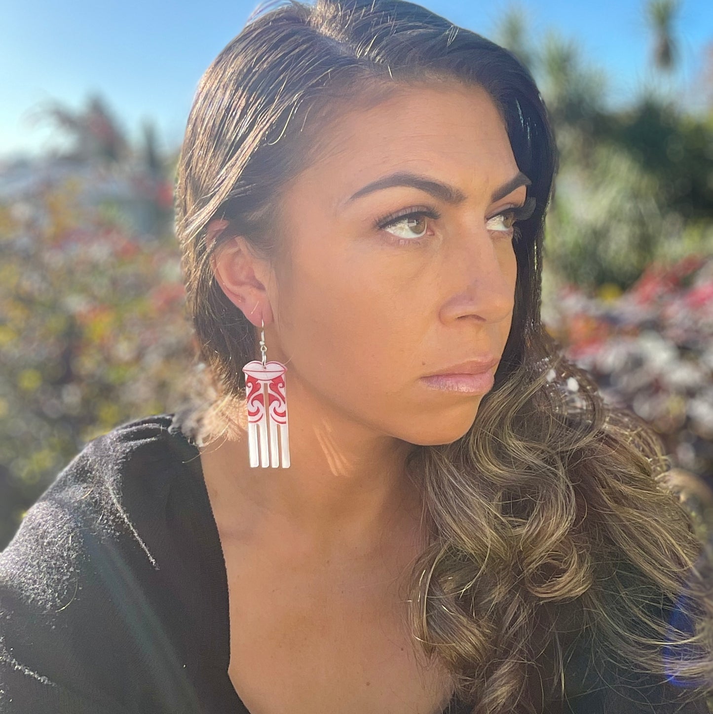 Kuiwai White & Red earring