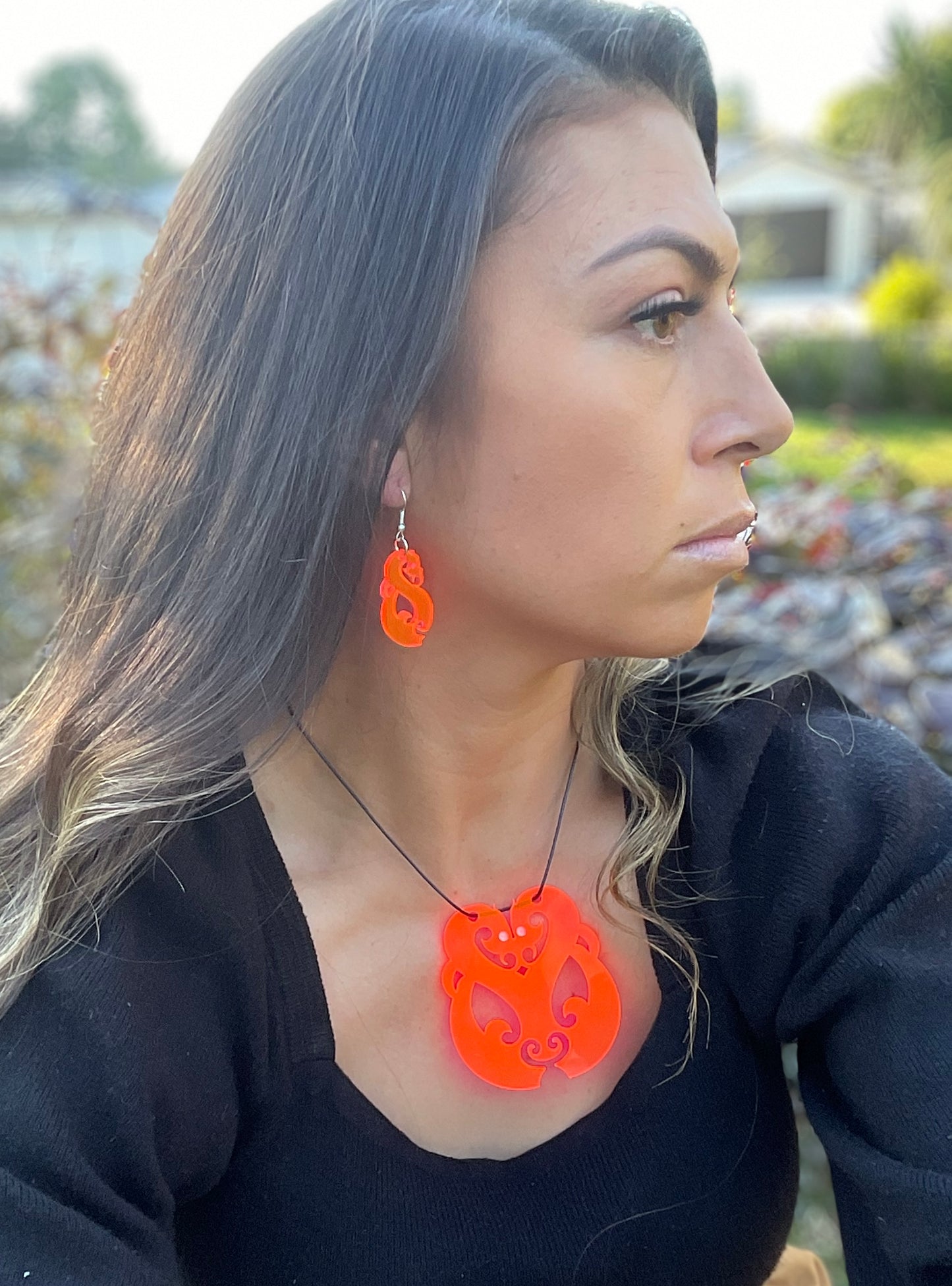 Te Hoata & Te Pupu ki roto Neon Pink Set
