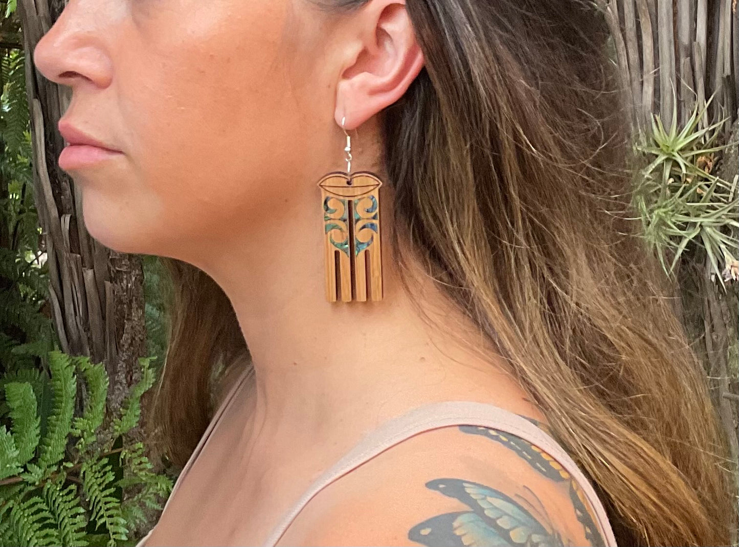 Hineroriki BAMBOO & PAUA earring