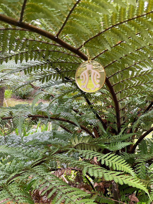 Papatūānuku Gold Mirror Circle Earring