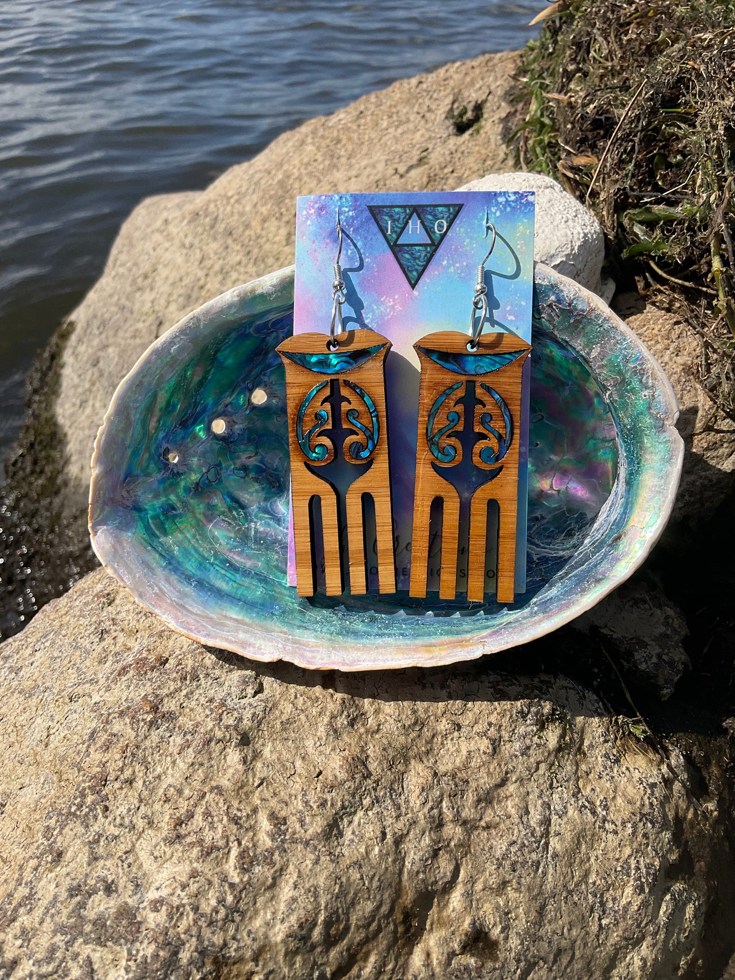 Hinekauorohia Bamboo & Blue-tinted Paua earring DISPATCH MONDAY 6TH NOV