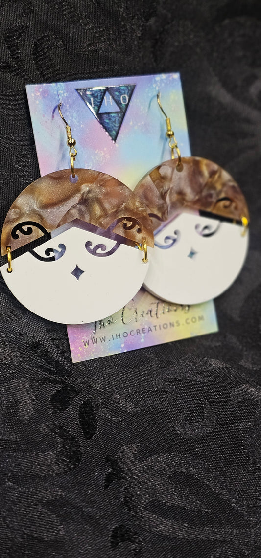 Tupuānuku LIGHT BROWN /WHITE