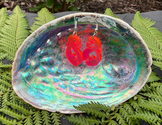 Te Hoata & Te Pupu Neon Pink earrings