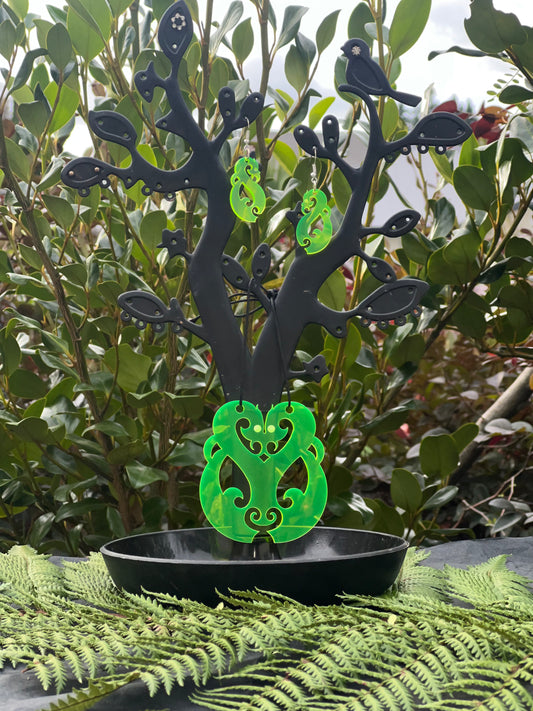 Te Hoata & Te Pupu ki roto Neon Yellow Set