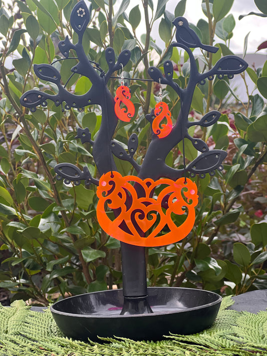 Te Hoata & Te Pupu ki waho Neon Pink Set